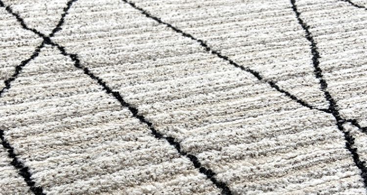 Closeup of No.2 Color Code: Juliana Stone